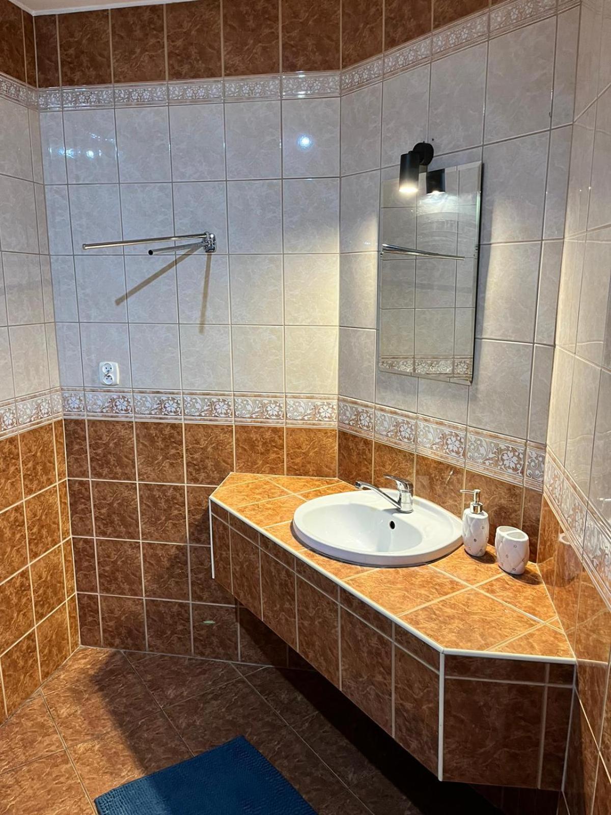 Apartment On The Road S-61 Шиплишки Екстериор снимка